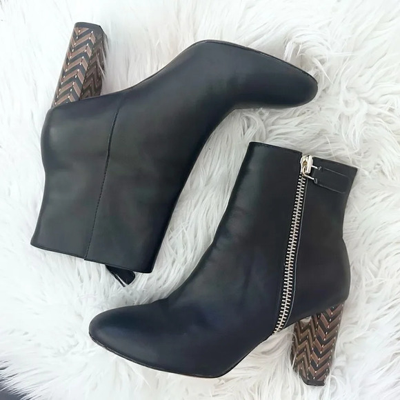 JAMES CHAN | Delia Black Ankle Boots Booties Herringbone Chevron | Size 8.5 - Picture 5 of 13